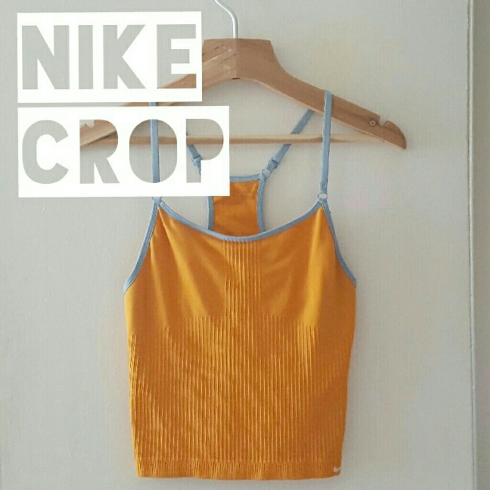 Nike workout crop top